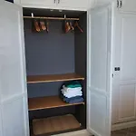 Апартаменти 180 Seaview 1 Bedroom Flat With Swimming Pool Адехе