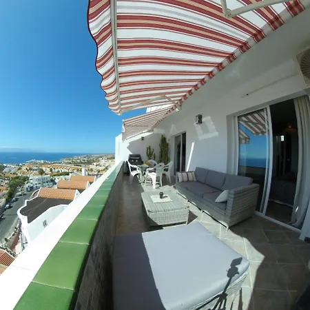 180 Seaview 1 Bedroom Flat With Swimming Pool *