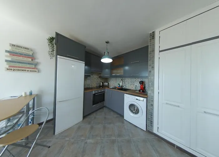 Appartement 180 Seaview 1 Bedroom Flat With Swimming Pool