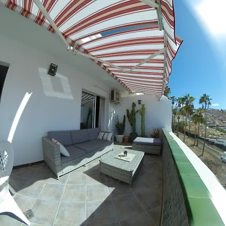 180 Seaview 1 Bedroom Flat With Swimming Pool 아파트 *